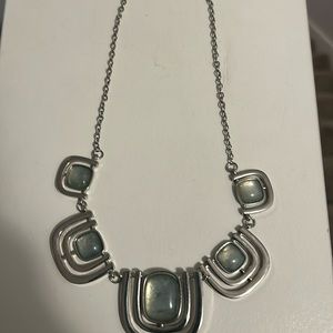 Beautiful color design of blue necklace.